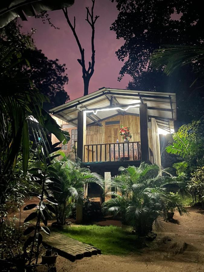 Ruk Sewana Villa Tree House Sigiriya Exterior foto